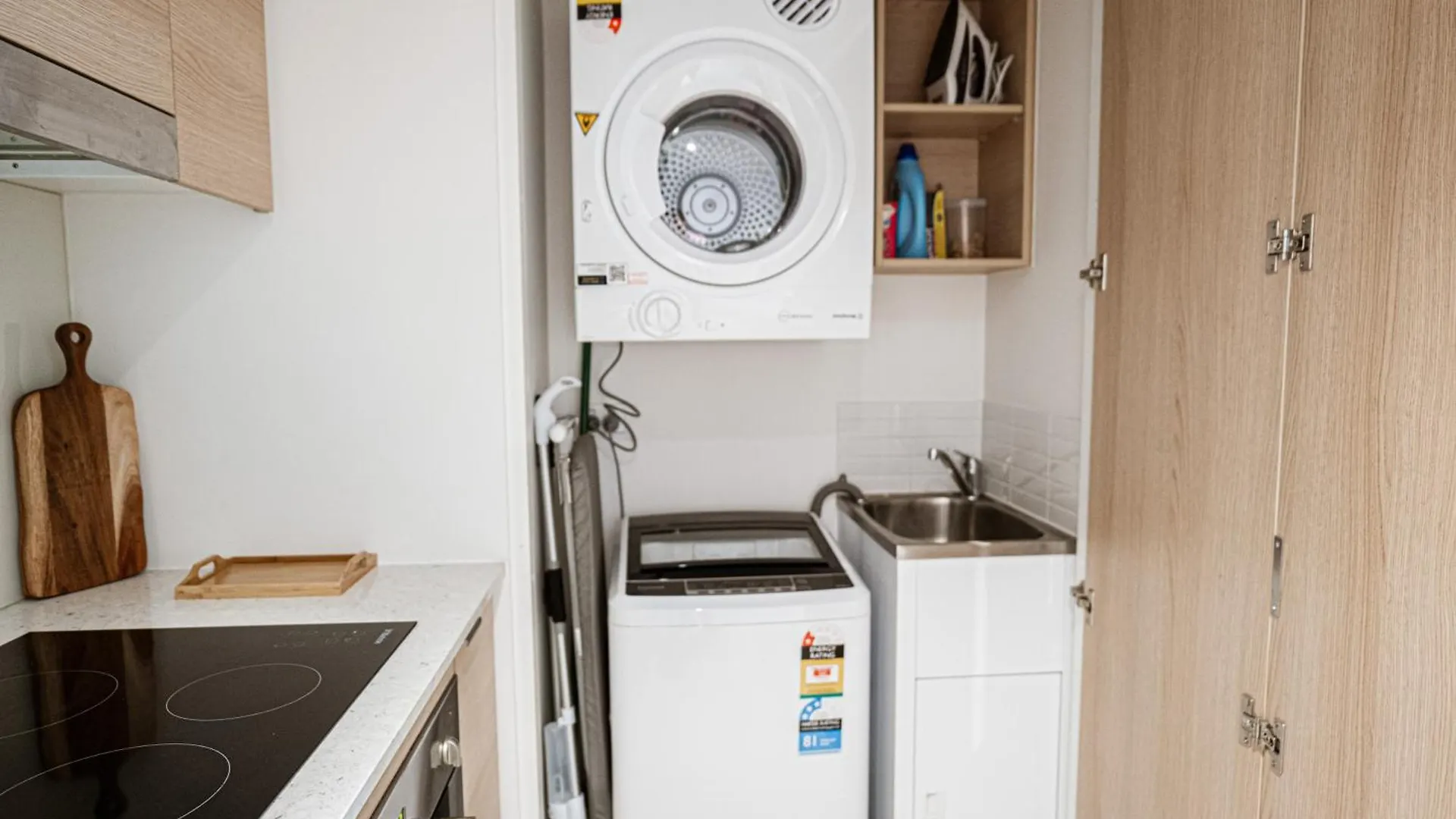 Special Deal! 2Br In Heart Of Gold Coast