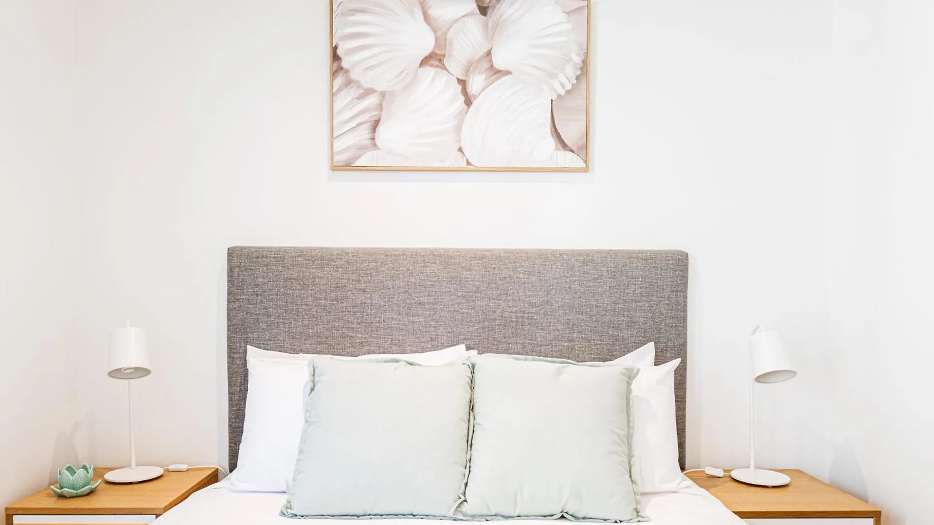 Special Deal! 2Br In Heart Of Gold Coast 0*,